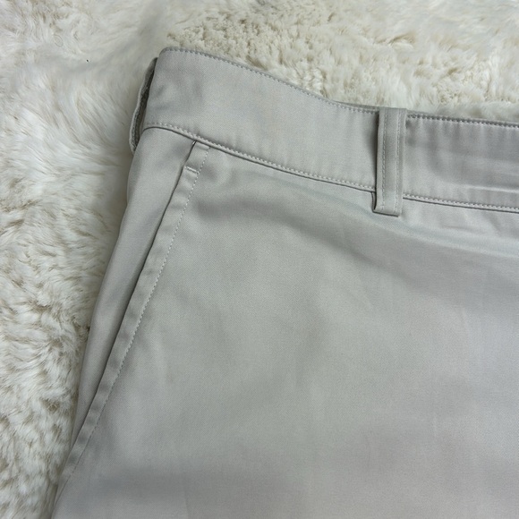 Nike Golf Tour Dri-Fit Performance Shorts - Picture 2 of 10